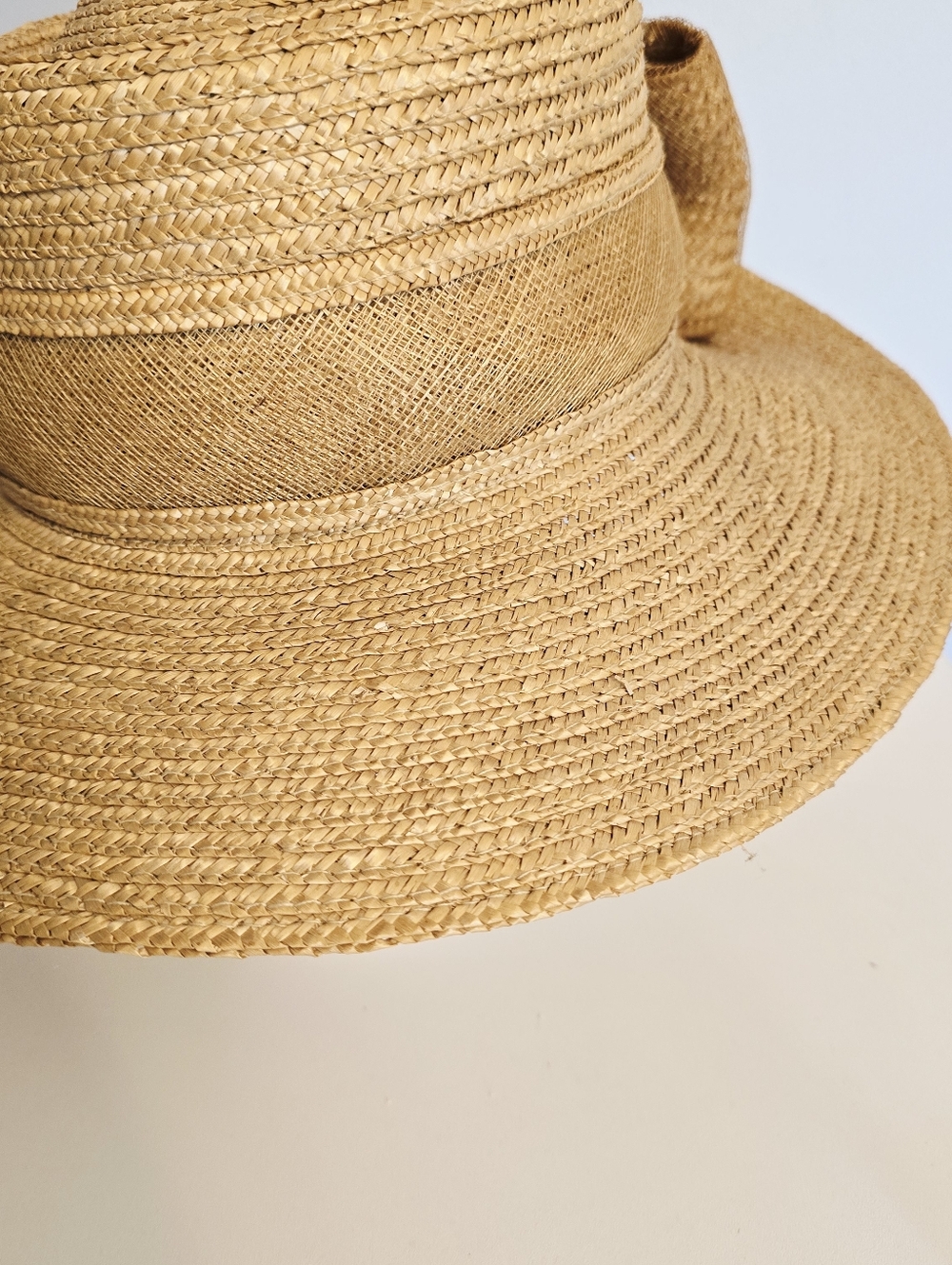 VINTAGE BETMAR Straw Hat Round Upturned Rim Bow Style #C230 - Picture 6 of 14